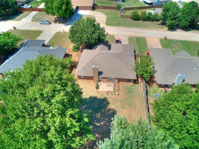 20566 Ember Lane, Harrah, OK 73045