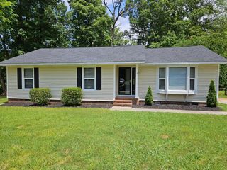 3 Chanter Court, Durham, NC 27705
