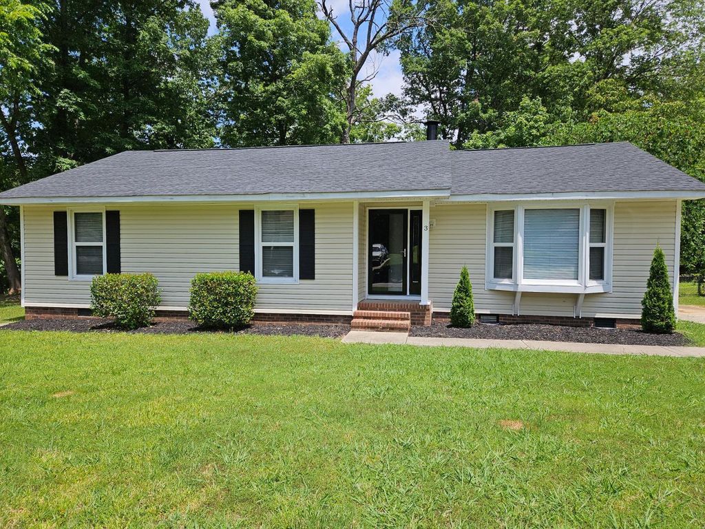 3 Chanter Court, Durham, NC 27705