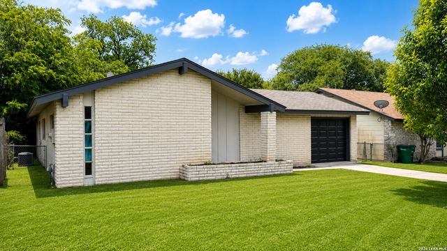 11906 Las Vegas St, San Antonio, TX 78233