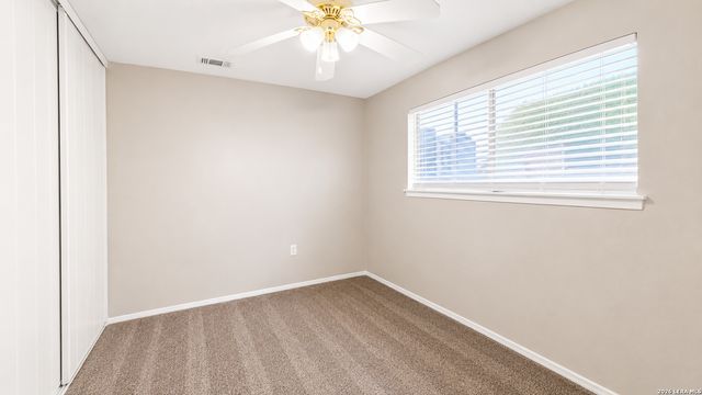 11906 Las Vegas St, San Antonio, TX 78233
