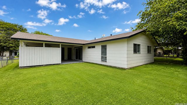 11906 Las Vegas St, San Antonio, TX 78233