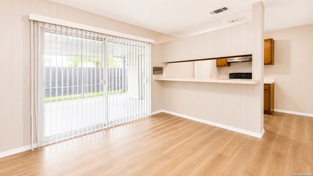 11906 Las Vegas St, San Antonio, TX 78233