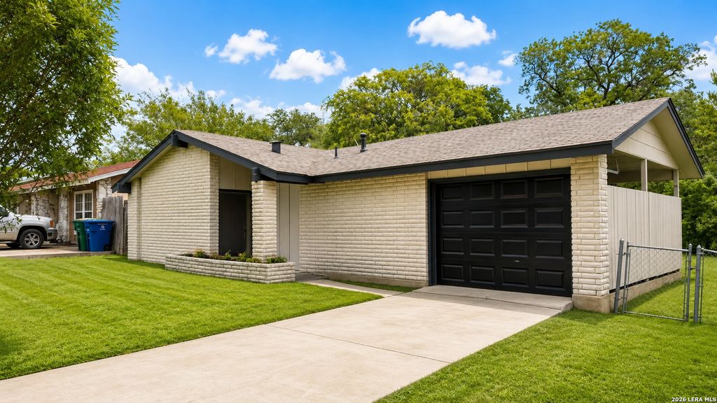 11906 Las Vegas St, San Antonio, TX 78233
