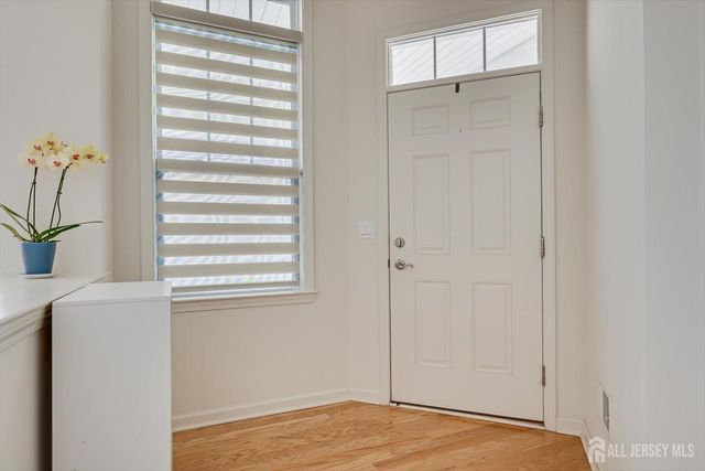 15 Potter Road, Hillsborough, NJ 08844