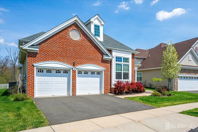 15 Potter Road, Hillsborough, NJ 08844