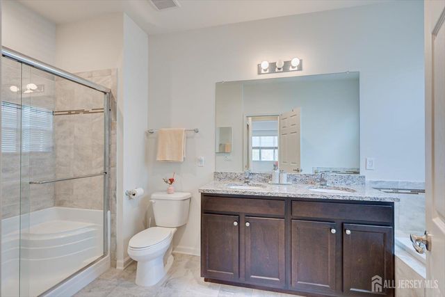 15 Potter Road, Hillsborough, NJ 08844