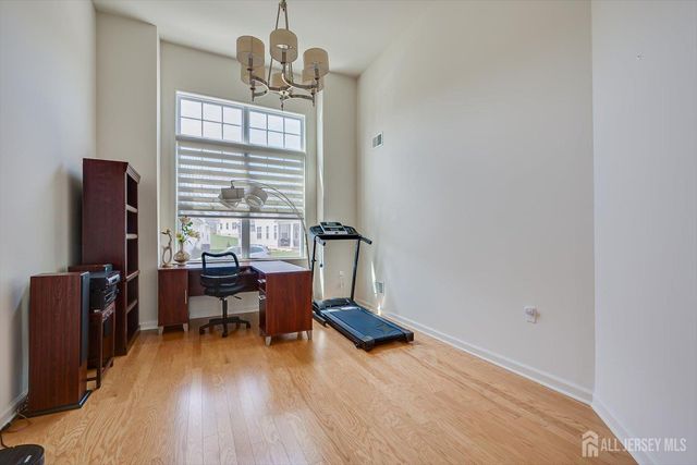 15 Potter Road, Hillsborough, NJ 08844