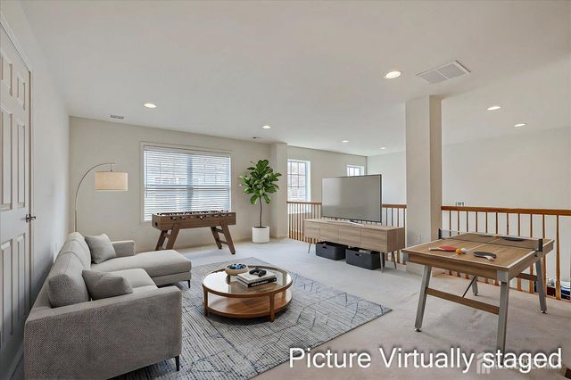 15 Potter Road, Hillsborough, NJ 08844