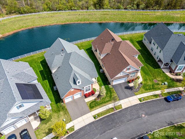 15 Potter Road, Hillsborough, NJ 08844