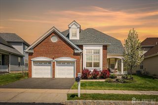 15 Potter Road, Hillsborough, NJ 08844