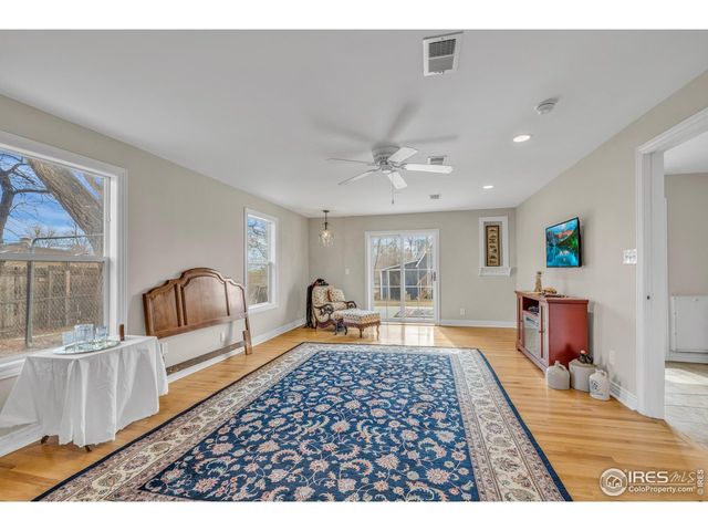 9172 Jotipa Dr, Longmont, CO 80503