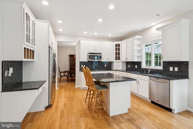 2 TEABERRY CT, Shamong, NJ 08088
