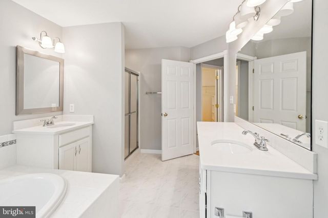 2 TEABERRY CT, Shamong, NJ 08088