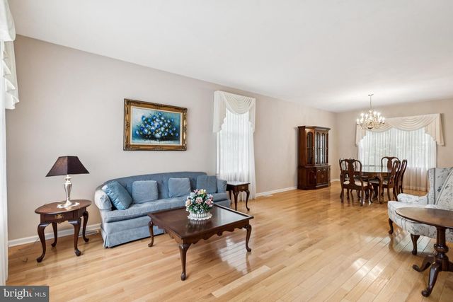 2 TEABERRY CT, Shamong, NJ 08088