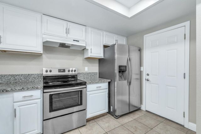 8241 S Country Way, Sacramento, CA 95828