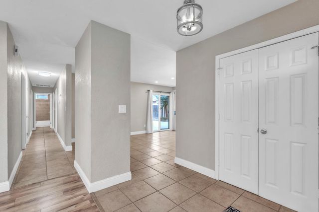 8241 S Country Way, Sacramento, CA 95828