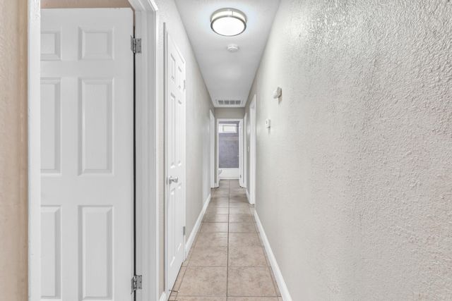 8241 S Country Way, Sacramento, CA 95828