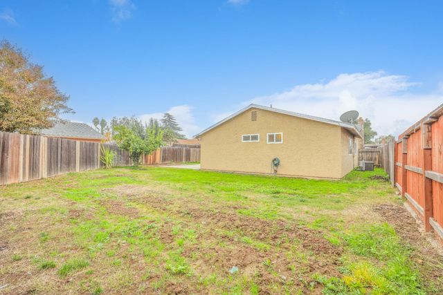 8241 S Country Way, Sacramento, CA 95828