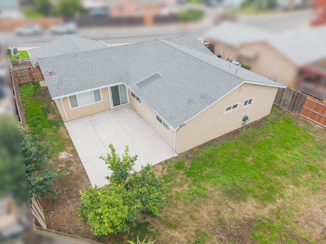 8241 S Country Way, Sacramento, CA 95828