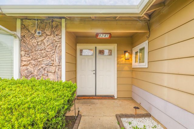 8241 S Country Way, Sacramento, CA 95828