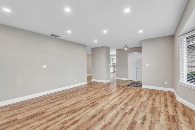 8241 S Country Way, Sacramento, CA 95828