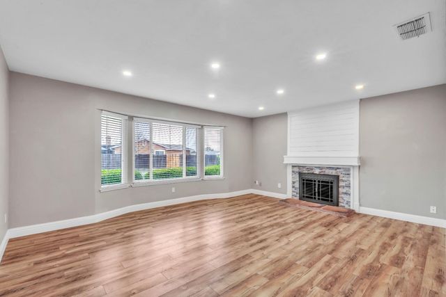 8241 S Country Way, Sacramento, CA 95828