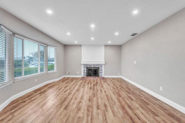 8241 S Country Way, Sacramento, CA 95828