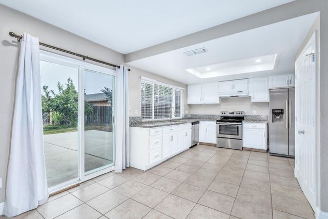 8241 S Country Way, Sacramento, CA 95828