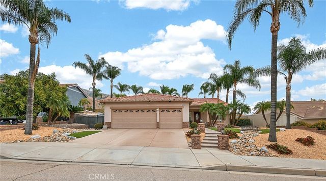 7619 Vista Rio, Highland, CA 92346