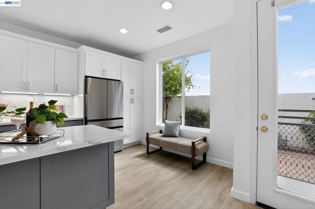 2667 Chocolate St, Pleasanton, CA 94588