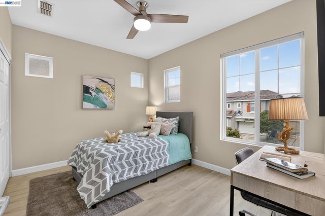 2667 Chocolate St, Pleasanton, CA 94588