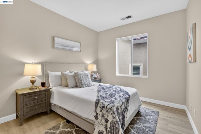 2667 Chocolate St, Pleasanton, CA 94588