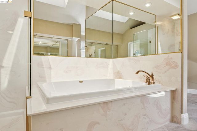 5362 Saddleback Ct., Richmond, CA 94803