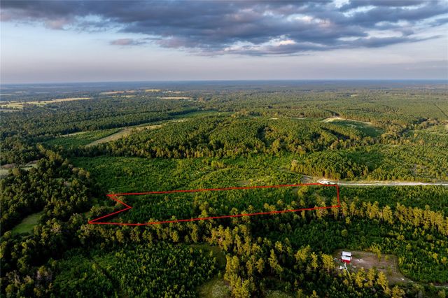 1999 Cherokee Trail, Lovelady, TX 75851