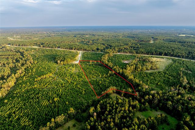 1999 Cherokee Trail, Lovelady, TX 75851