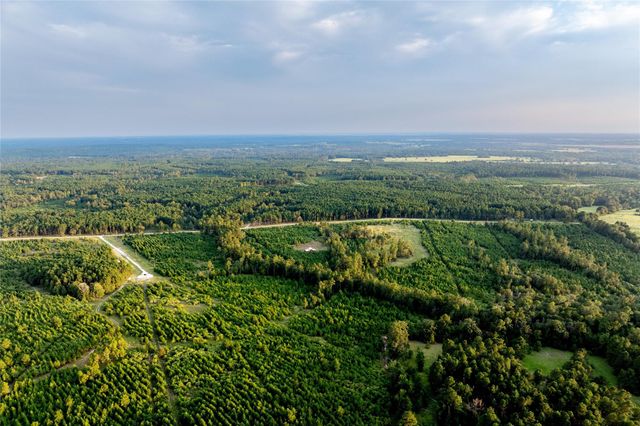 1999 Cherokee Trail, Lovelady, TX 75851