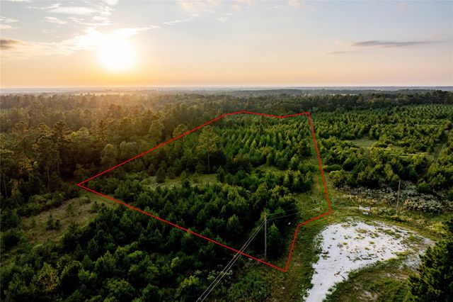 1999 Cherokee Trail, Lovelady, TX 75851