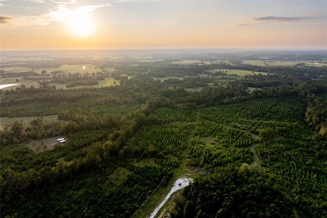 1999 Cherokee Trail, Lovelady, TX 75851