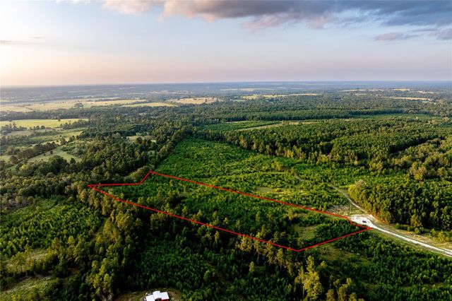 1999 Cherokee Trail, Lovelady, TX 75851