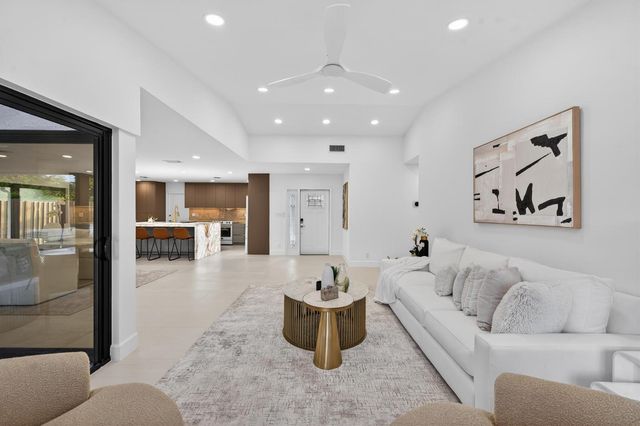 3088 NW 26th Avenue, Boca Raton, FL 33434