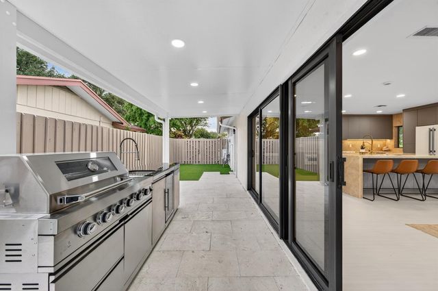 3088 NW 26th Avenue, Boca Raton, FL 33434