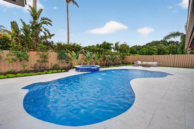 3088 NW 26th Avenue, Boca Raton, FL 33434