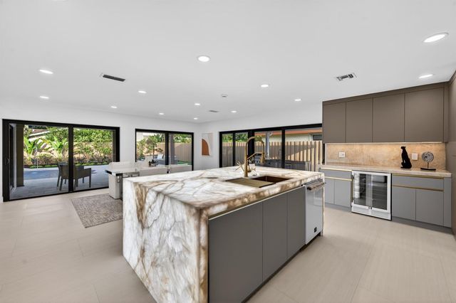 3088 NW 26th Avenue, Boca Raton, FL 33434