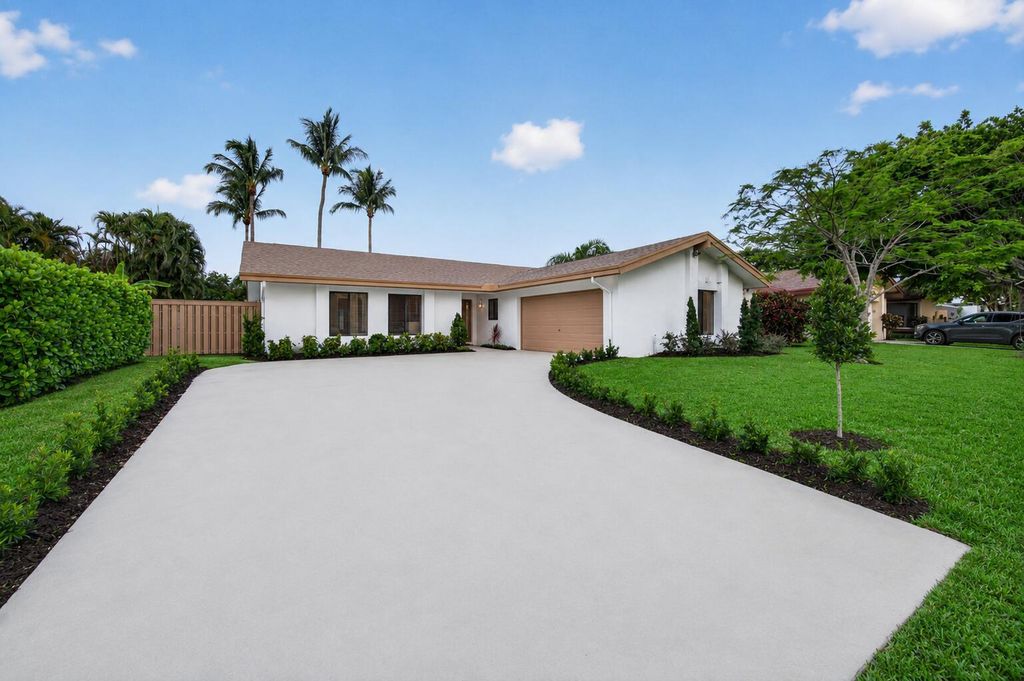 3088 NW 26th Avenue, Boca Raton, FL 33434