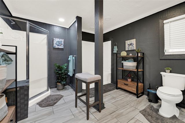 1031 Richelieu Lane, Houston, TX 77018