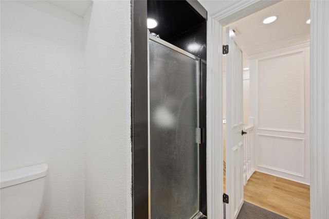 1031 Richelieu Lane, Houston, TX 77018