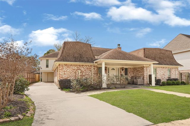 1031 Richelieu Lane, Houston, TX 77018