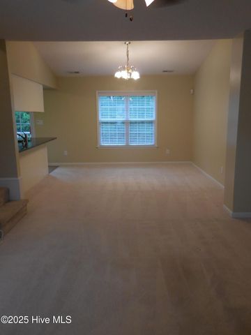 344 Winners Circle, Jacksonville, NC 28546