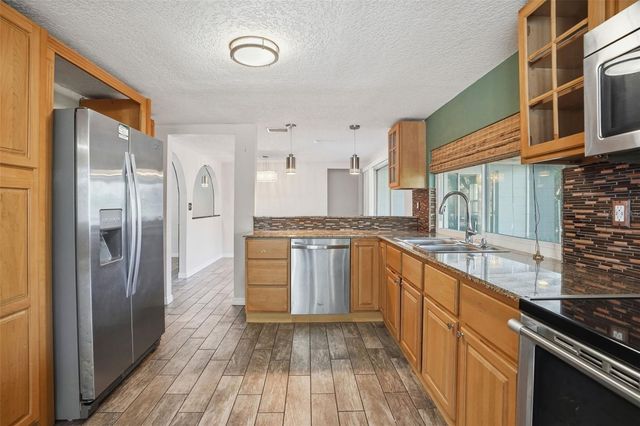 12607 BLACKBERRY ROW, Hudson, FL 34667